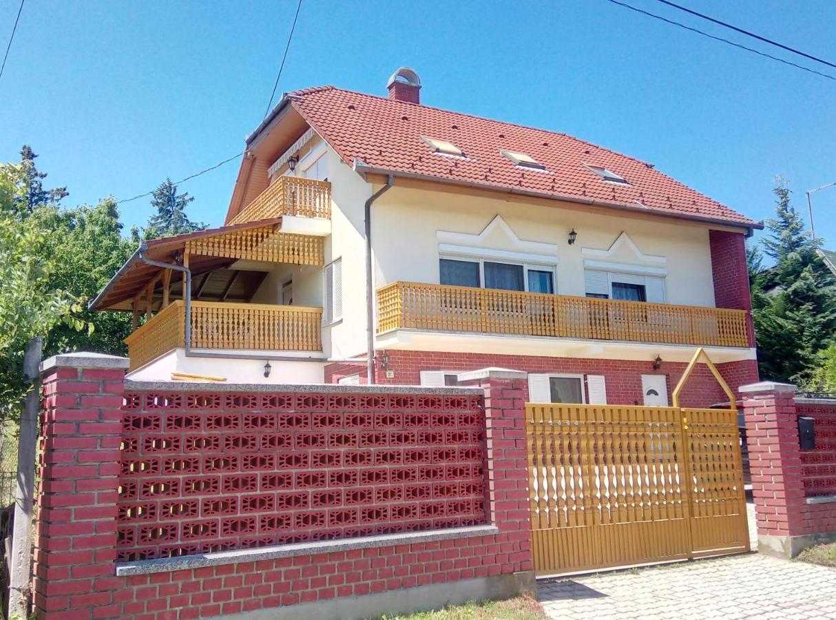 Piroska Apartment Залакарош Екстер'єр фото